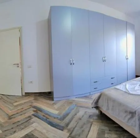 Daily 3 Apartment